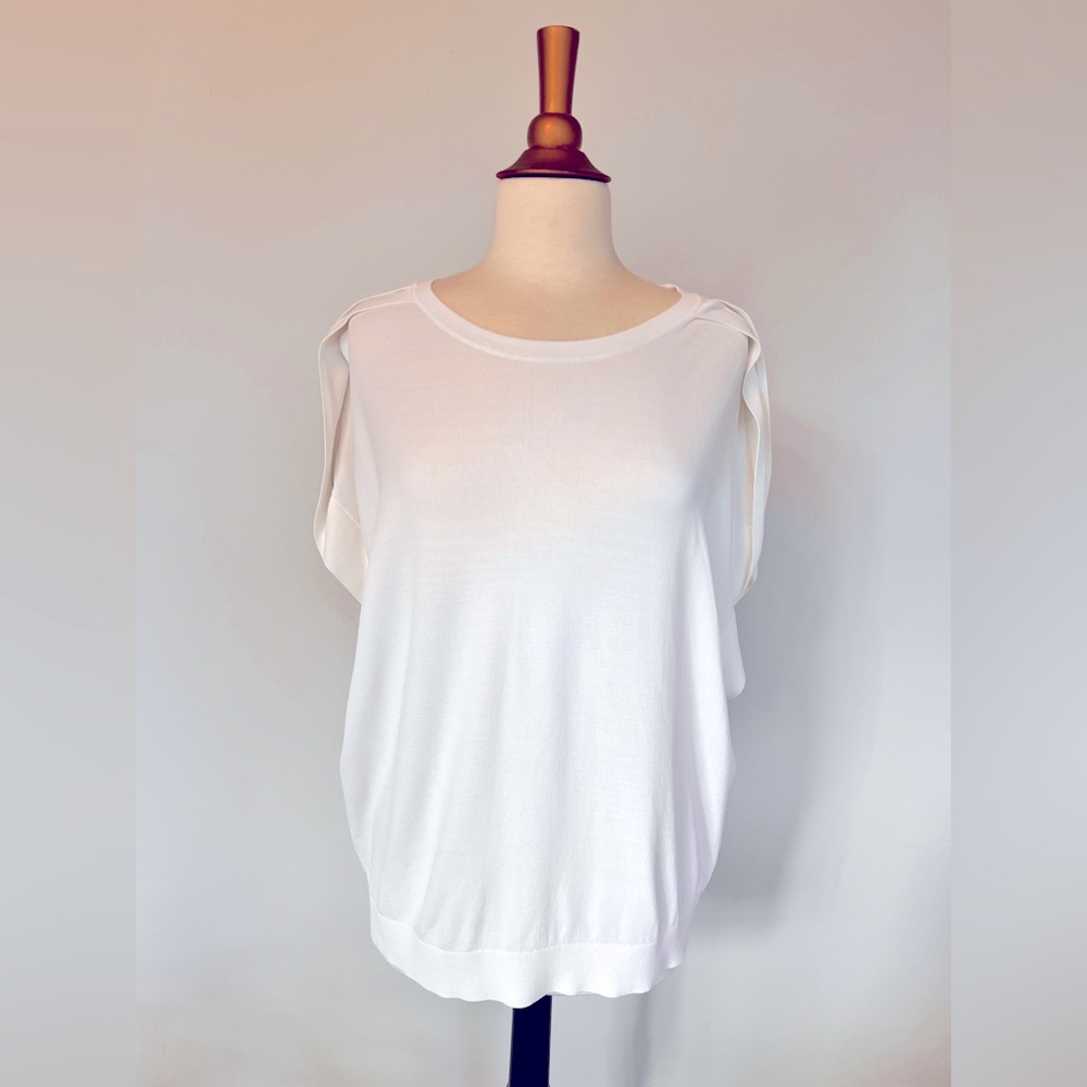 COS Women’s top with pleated shoulder detail